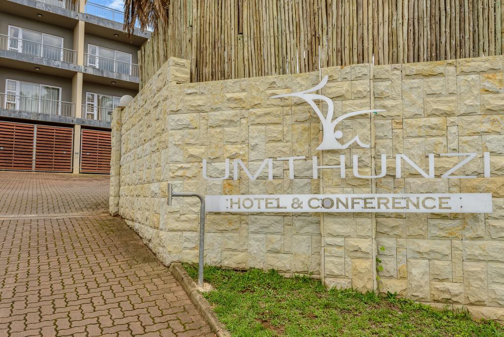 Umthunzi Hotel And Conference Umtentweni Eksteriør bilde